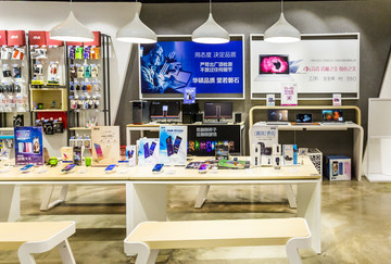 數(shù)碼產(chǎn)品專賣店與電腦專賣店 計算機(jī)零售市場的雙引擎