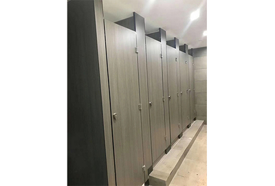 成都衛(wèi)生間隔斷 設計、材料與安裝全攻略